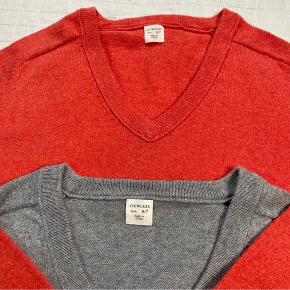 Crewcuts by J. Crew Boy’s Crew V-Neck Sweaters Size 6/7 - Picture 9 of 10
